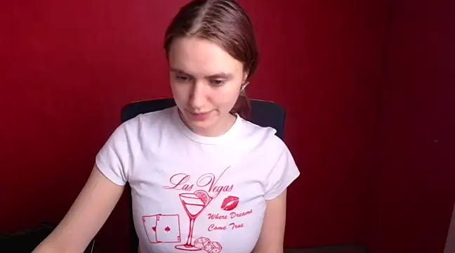 Snapshot of Gabriellagirl chatting on 4, 2, 2025 Gabriellagirl online show from 4, 2, 2025