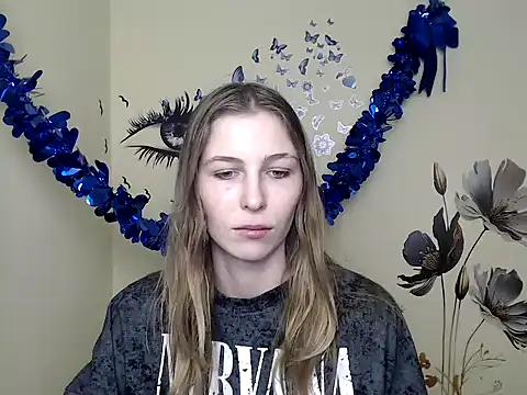 Snapshot of StrangerGi chatting on 10, 2, 2025 StrangerGi online show from 10, 2, 2025