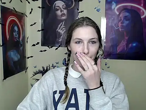 Snapshot of StrangerGi chatting on 3, 3, 2025 StrangerGi online show from 3, 3, 2025