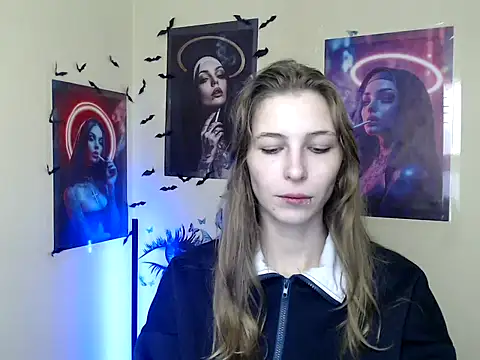 Snapshot of StrangerGi chatting on 5, 11, 2025 StrangerGi online show from 5, 11, 2025