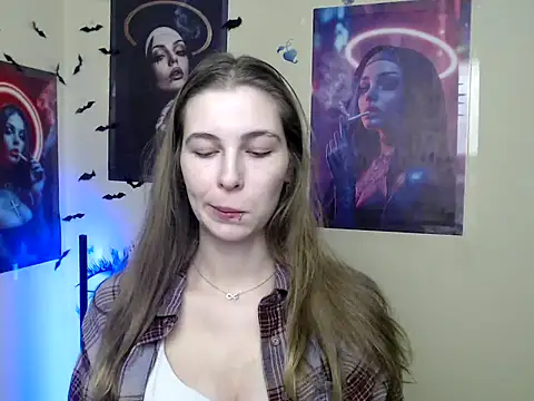 Snapshot of StrangerGi chatting on 9, 1, 2026 StrangerGi online show from 9, 1, 2026