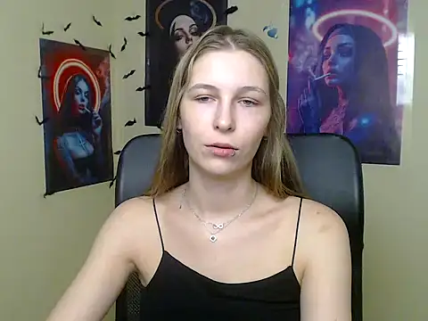 StrangerGi online show from 28, 5, 2026