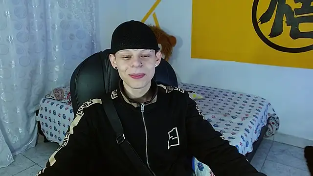 Snapshot of Matthew_Boy_ chatting on 24, 12, 2024 Matthew Boy  online show from 24, 12, 2024