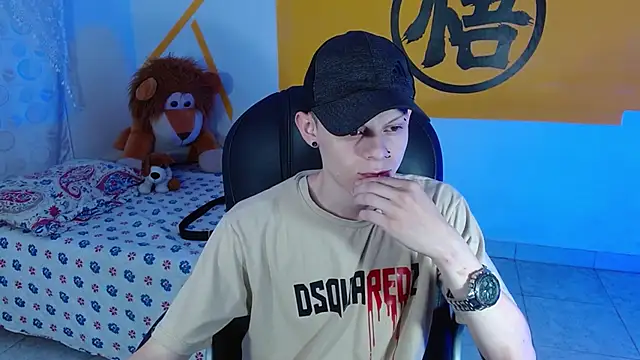 Snapshot of Matthew_Boy_ chatting on 7, 1, 2025 Matthew Boy  online show from 7, 1, 2025