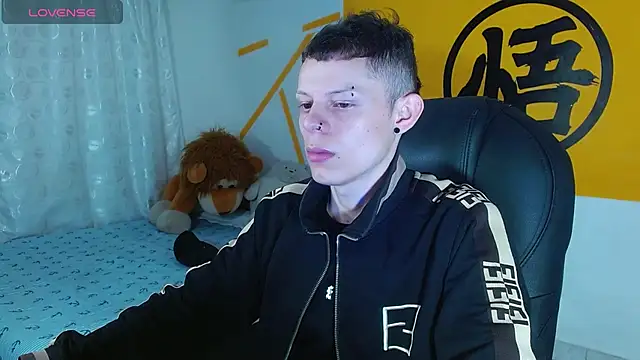 Snapshot of Matthew_Boy_ chatting on 17, 2, 2025 Matthew Boy  online show from 17, 2, 2025