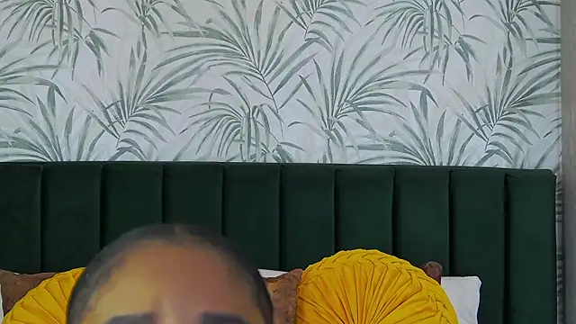Snapshot of AngelinaBoss chatting on 23, 12, 2024 AngelinaBoss online show from 23, 12, 2024