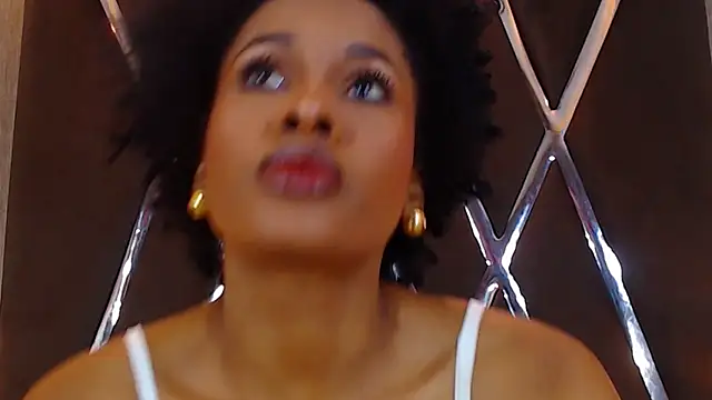 Snapshot of AngelinaBoss chatting on 31, 1, 2025 AngelinaBoss online show from 31, 1, 2025