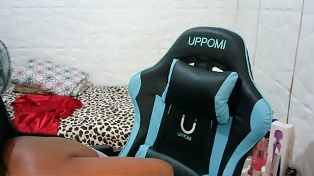 Snapshot of Mendoza_Amaranata chatting on 22, 12, 2024 Mendoza Amaranata online show from 22, 12, 2024