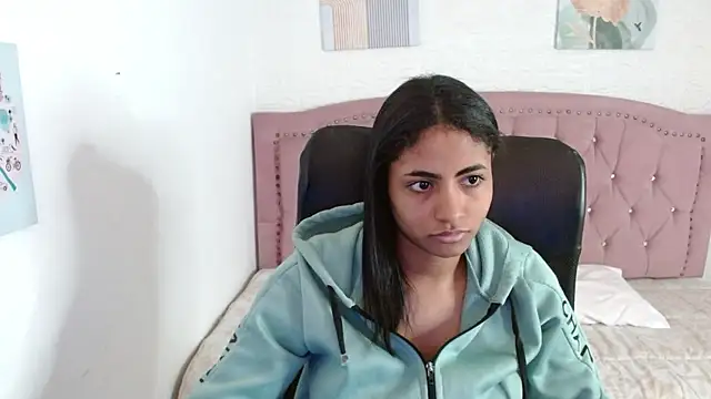 shaneelle online show from 6, 10, 2025