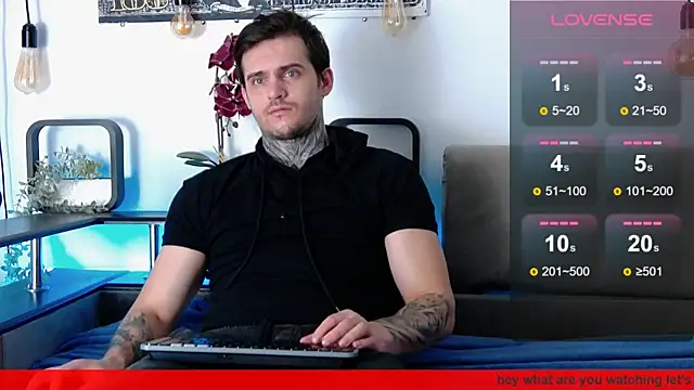 Snapshot of CarterCole chatting on 7, 3, 2025 CarterCole online show from 7, 3, 2025