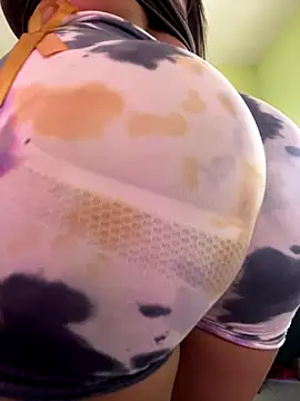 izanmiller2001 online show from 2, 10, 2025