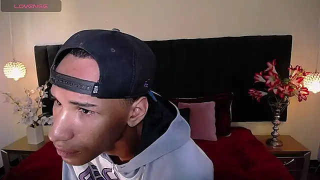 Snapshot of soft_attraction chatting on 7, 11, 2025 soft attraction online show from 7, 11, 2025