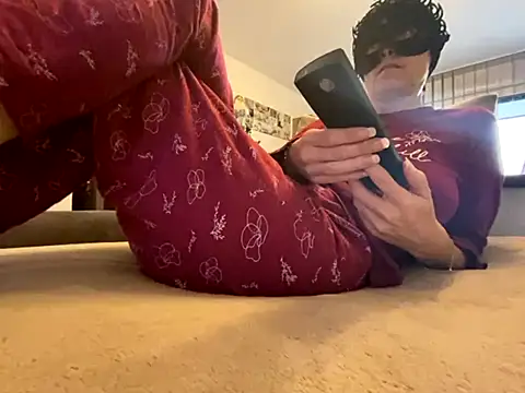 Marilou1983 online show from 19, 12, 2025