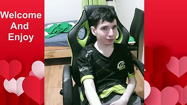 Snapshot of Twink_martinboy chatting on 4, 3, 2026 Twink martinboy online show from 4, 3, 2026
