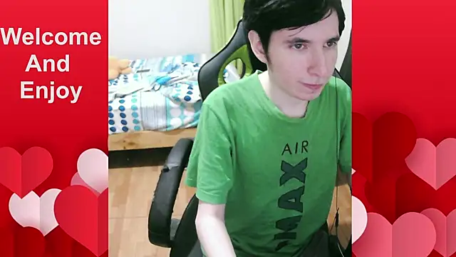 Snapshot of Twink_martinboy chatting on 25, 5, 2026 Twink martinboy online show from 25, 5, 2026