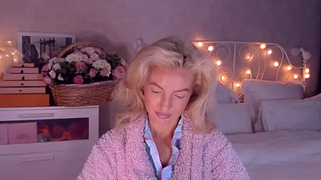 aestetick online show from 17, 12, 2025