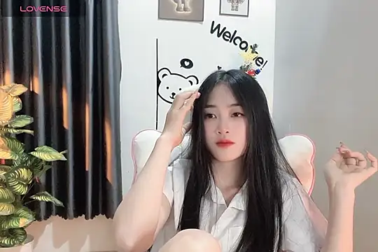  Aimy  online show from 16, 12, 2024