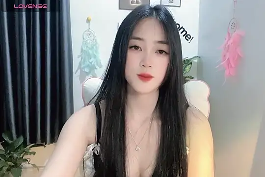 Snapshot of _Aimy_ chatting on 5, 1, 2025  Aimy  online show from 5, 1, 2025