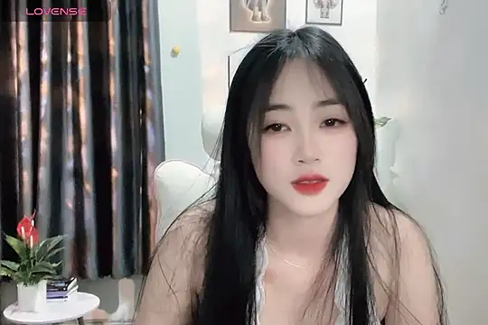 Snapshot of _Aimy_ chatting on 12, 1, 2025  Aimy  online show from 12, 1, 2025