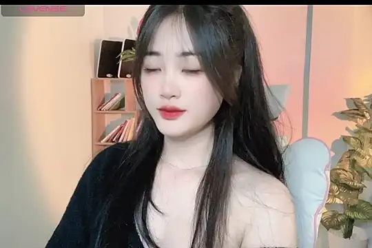 Snapshot of _Aimy_ chatting on 6, 3, 2025  Aimy  online show from 6, 3, 2025
