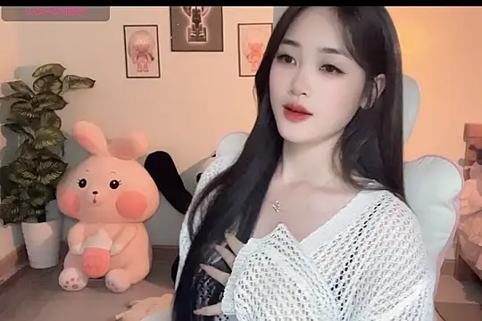 Snapshot of _Aimy_ chatting on 1, 10, 2025  Aimy  online show from 1, 10, 2025