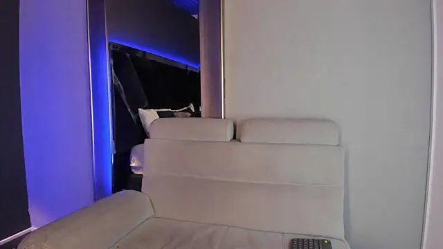 AmmyJones  online show from 14, 3, 2026