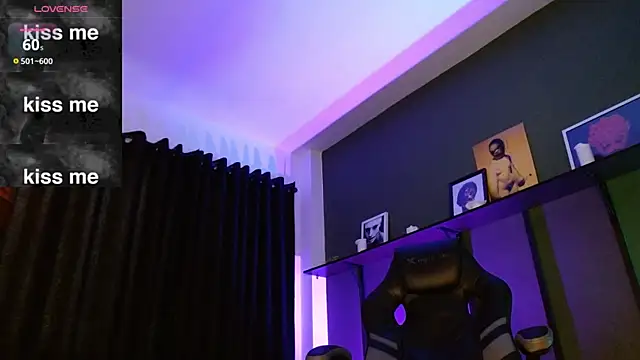 Snapshot of castle_87 chatting on 6, 2, 2025 castle 87 online show from 6, 2, 2025