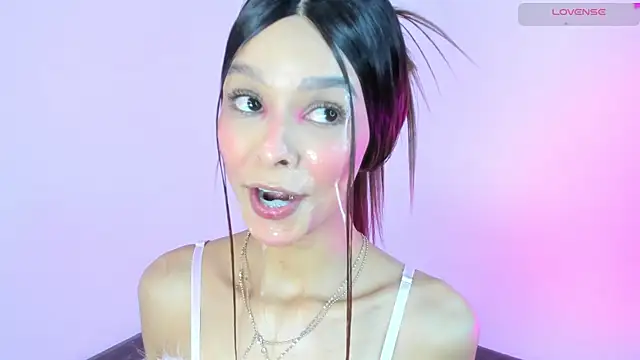 Snapshot of sofia_quiros chatting on 18, 1, 2025 sofia quiros online show from 18, 1, 2025