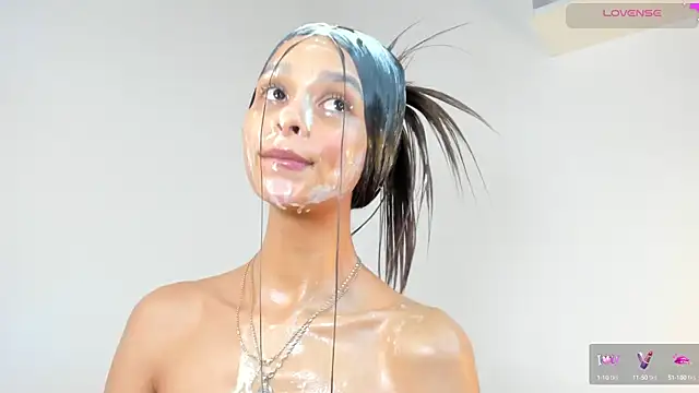 Snapshot of sofia_quiros chatting on 12, 2, 2025 sofia quiros online show from 12, 2, 2025