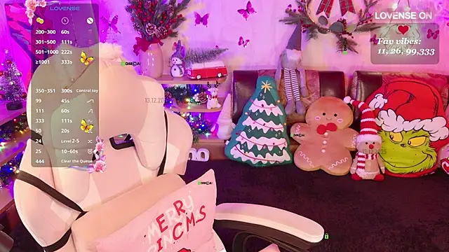 Snapshot of Miss_SweetPeach chatting on 13, 12, 2025 Miss SweetPeach online show from 13, 12, 2025