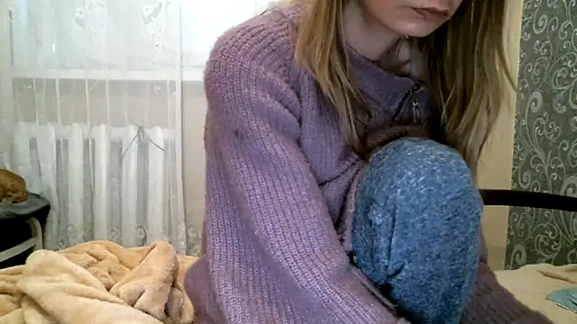 Snapshot of DennisXCaroll chatting on 10, 12, 2024 DennisXCaroll online show from 10, 12, 2024