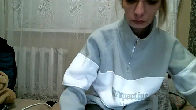 Snapshot of DennisXCaroll chatting on 13, 12, 2024 DennisXCaroll online show from 13, 12, 2024