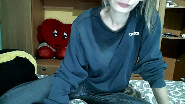 Snapshot of DennisXCaroll chatting on 29, 12, 2024 DennisXCaroll online show from 29, 12, 2024