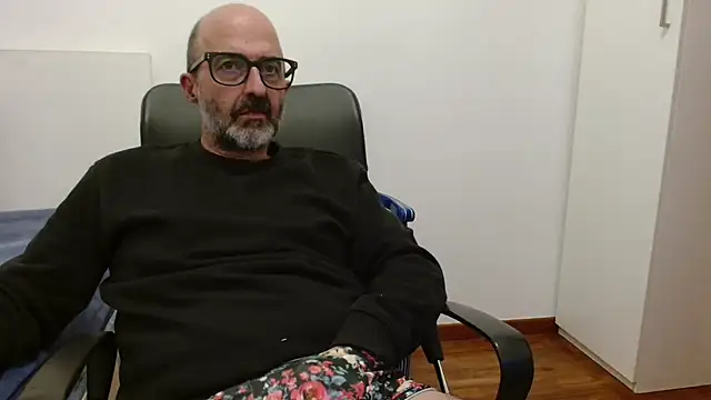 newsimo74 online show from 4, 11, 2025