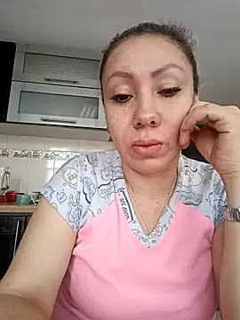 Snapshot of coral_smitth chatting on 11, 9, 2025 coral smitth online show from 11, 9, 2025