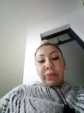 Snapshot of coral_smitth chatting on 29, 10, 2025 coral smitth online show from 29, 10, 2025