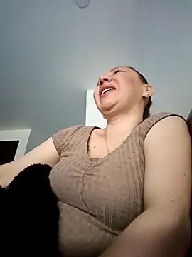 Snapshot of coral_smitth chatting on 15, 11, 2025 coral smitth online show from 15, 11, 2025