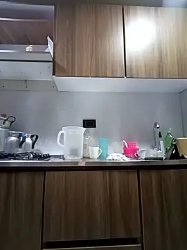 Snapshot of coral_smitth chatting on 14, 12, 2025 coral smitth online show from 14, 12, 2025