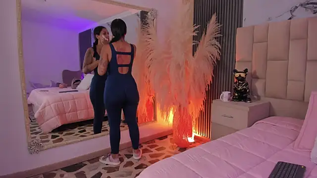 EmmaTorres  online show from 13, 3, 2026