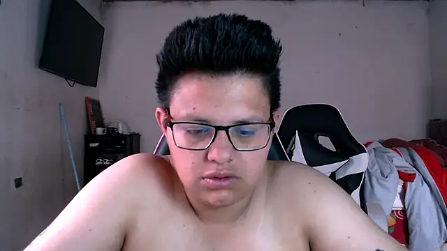 Snapshot of tatsumi_nao chatting on 31, 10, 2025 tatsumi nao online show from 31, 10, 2025