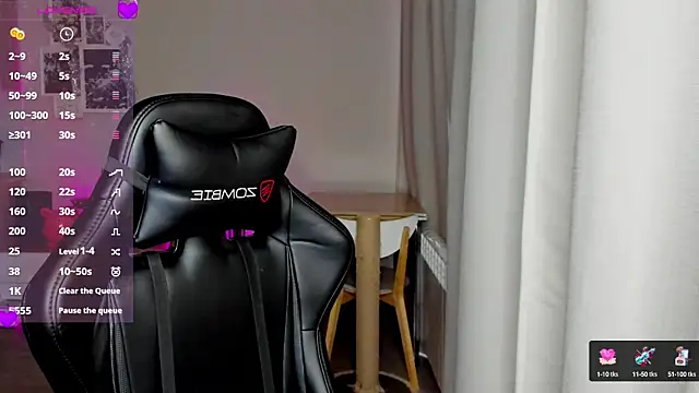 Snapshot of Sm0ly chatting on 13, 12, 2024 Sm0ly online show from 13, 12, 2024