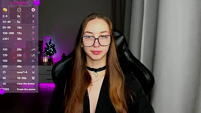 Snapshot of Sm0ly chatting on 10, 1, 2025 Sm0ly online show from 10, 1, 2025