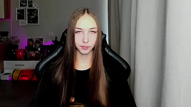 Snapshot of Sm0ly chatting on 25, 9, 2025 Sm0ly online show from 25, 9, 2025