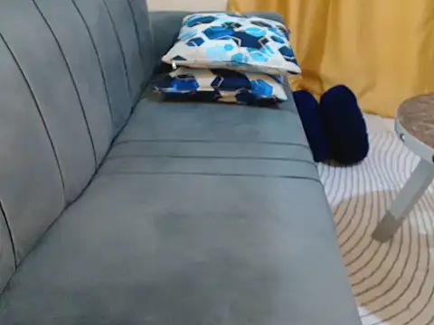 Snapshot of leslysexygirl chatting on 15, 9, 2025 leslysexygirl online show from 15, 9, 2025