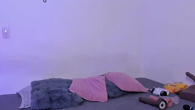 Snapshot of crystalvazquez chatting on 31, 10, 2025 crystalvazquez online show from 31, 10, 2025