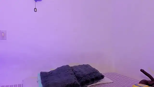 Snapshot of crystalvazquez chatting on 6, 1, 2026 crystalvazquez online show from 6, 1, 2026