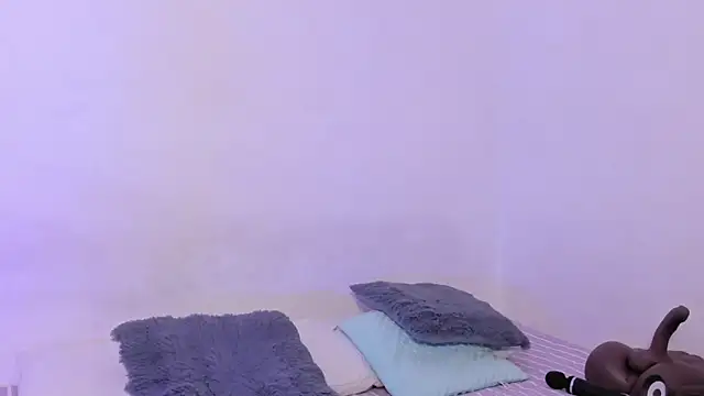 crystalvazquez online show from 7, 2, 2026