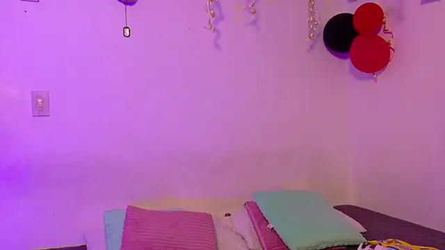 crystalvazquez online show from 22, 2, 2026