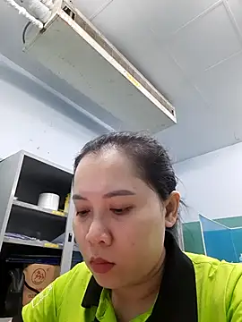 Benlla2802 online show from 6, 12, 2024