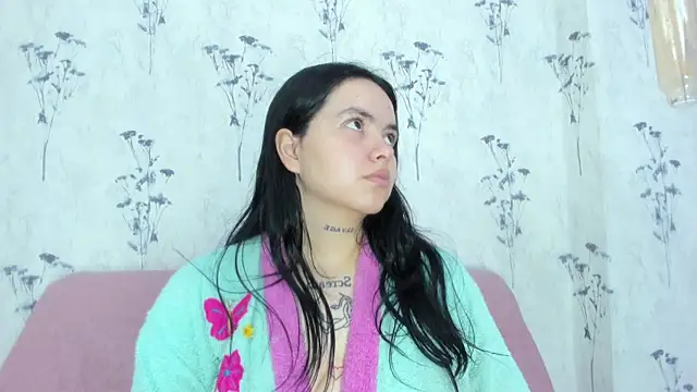 Mia candy 0 online show from 23, 1, 2025